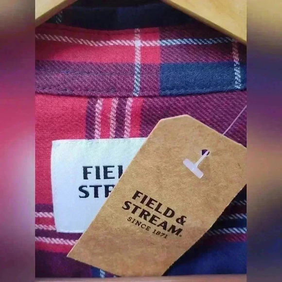 NWT Field & Stream Women's Classic Lightweight Flannel Shirt | Red Plaid | Large - Picture 4 of 6